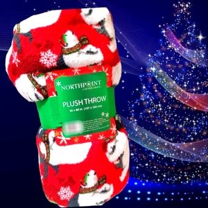🛍$30 SALE🛍 POLAR BEAR Holiday Throw NWT Plush.. MUST GO ASAP!